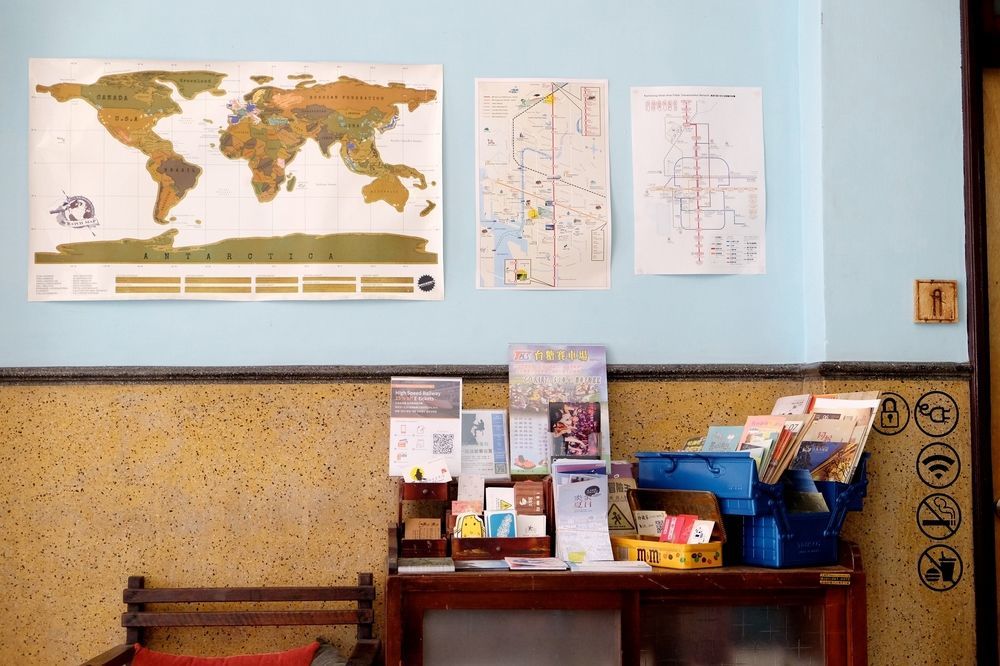 With Inn Hostel Гаосюн Экстерьер фото